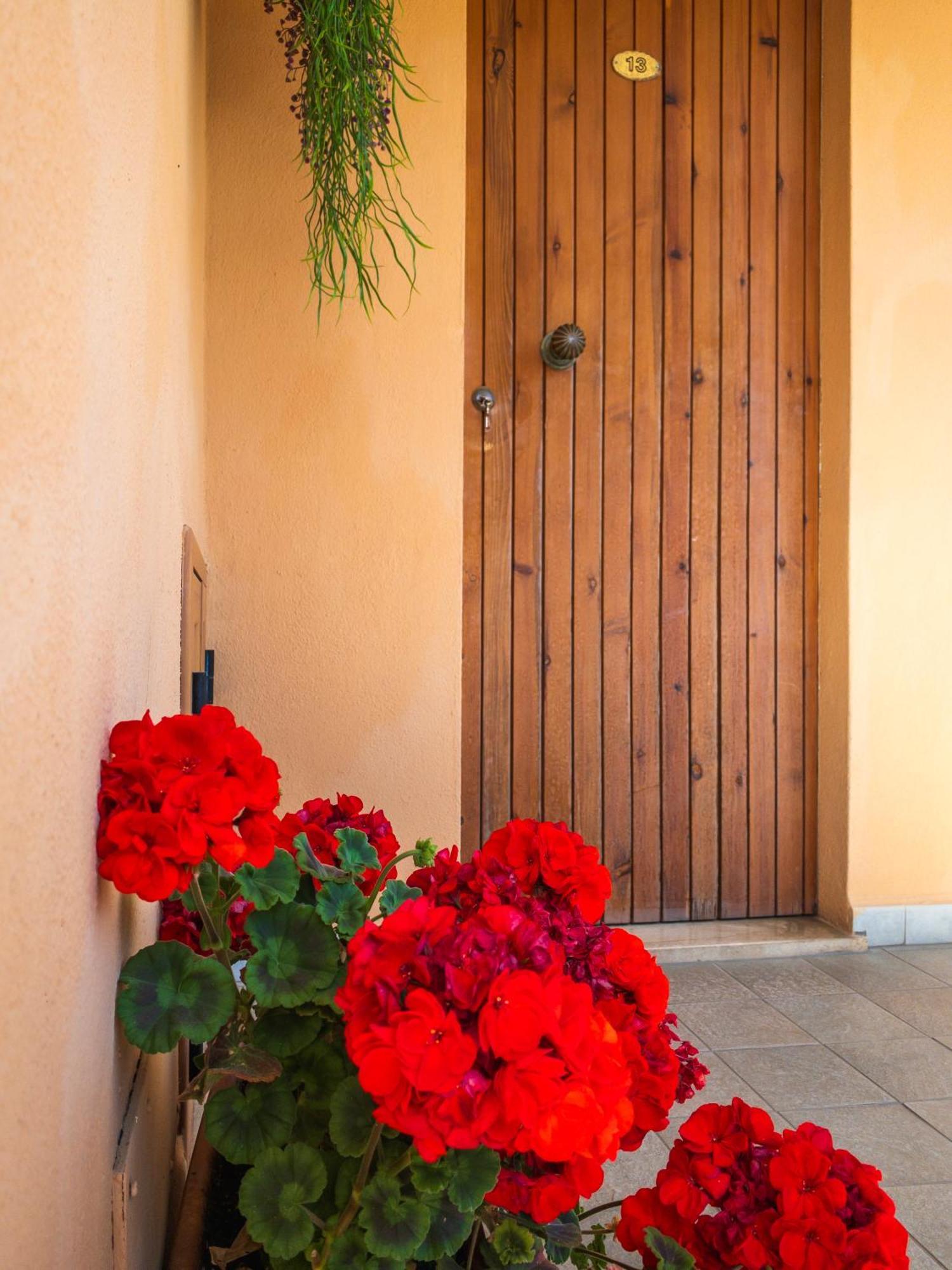 Hotel Donatella Posada (Sardinia) Exterior foto