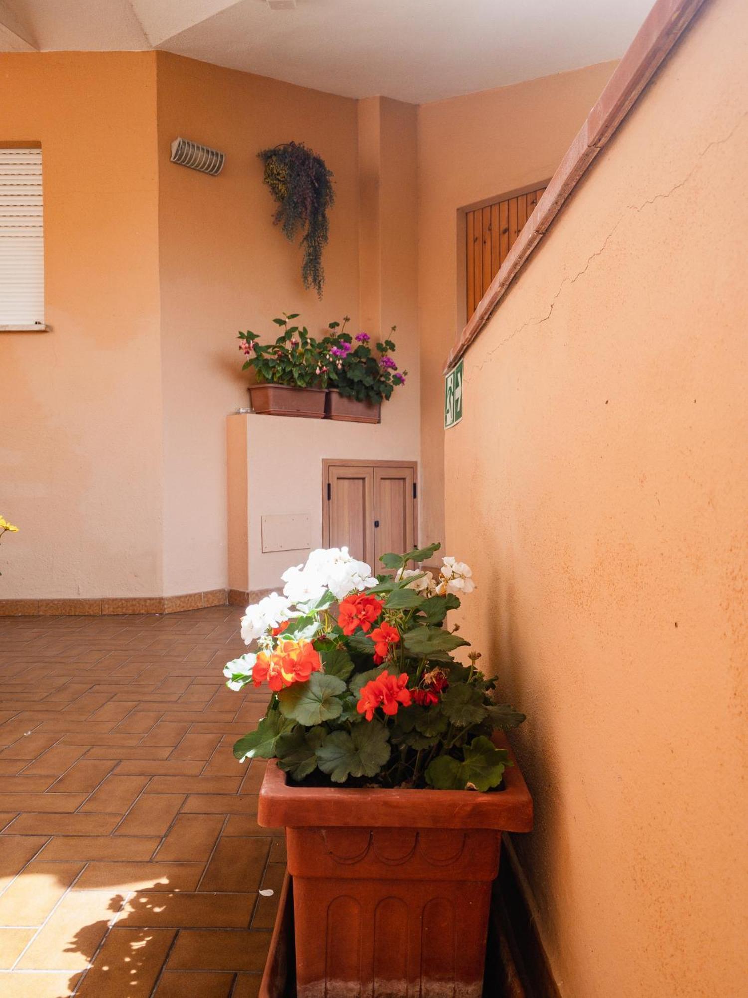 Hotel Donatella Posada (Sardinia) Exterior foto